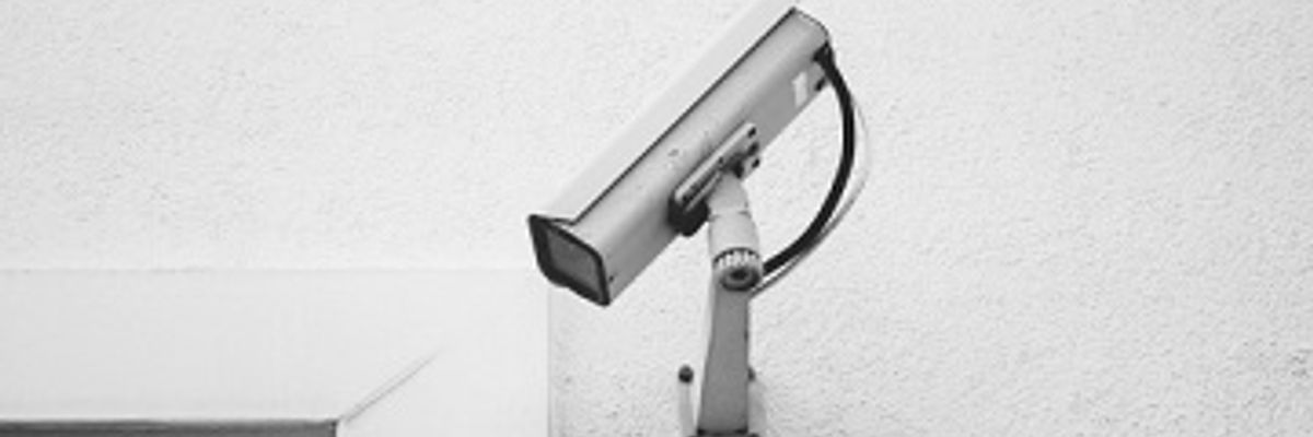 Що потрібно знати про дротові відеокамери безпеки