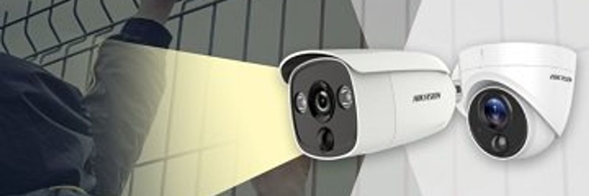 Hikvision выпускает новые IP-камеры AcuSense со светозвуковой сиреной