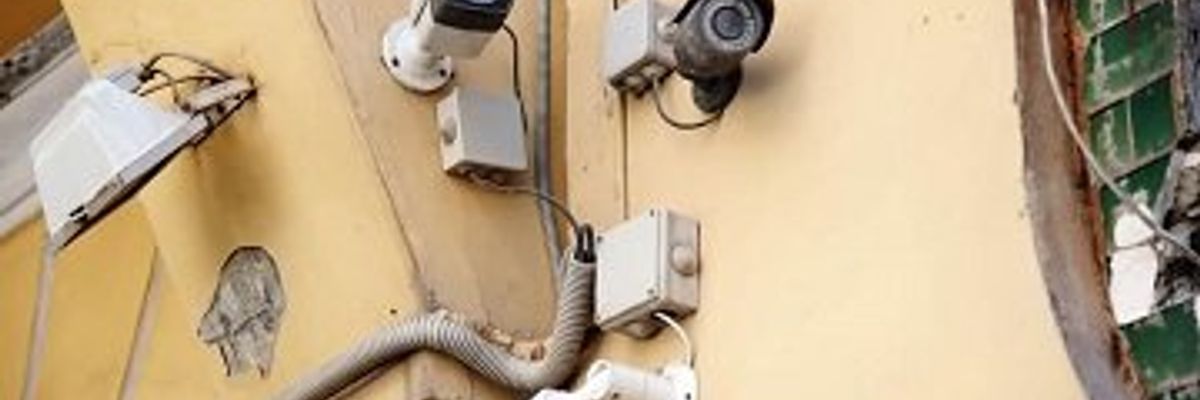 Чи запобігають камери безпеки злочинам?