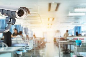 Як IP камери відеоспостереження та контроль доступу допомагають в боротьбі з інфекційними захворюваннями?