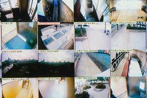 Відеокамери спостереження в житлових будинках