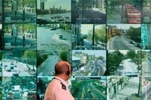 Большинство британцев поддерживает контроль за общественными местами с помощью видеонаблюдения