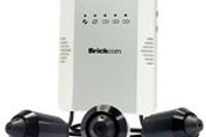 Brickcom объявляет о создании первой в мире камеры с тремя объективами