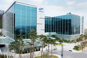 Контрольный пакет акций Samsung Techwin переходит к корпорации Hanwha Group