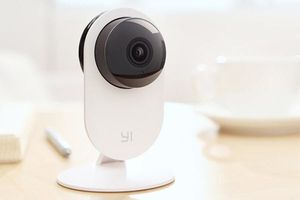 YI Home - доступна відеокамера для домашнього охоронного спостереження