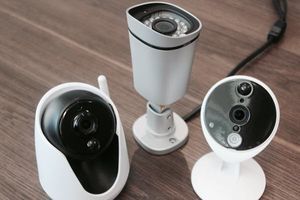 Переваги та недоліки Wi-Fi відеокамер спостереження